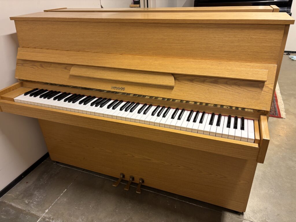 Hellas pianiino