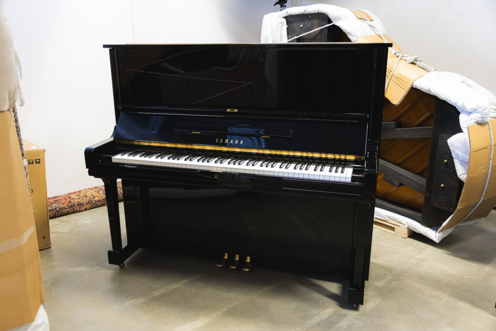 Yamaha U3